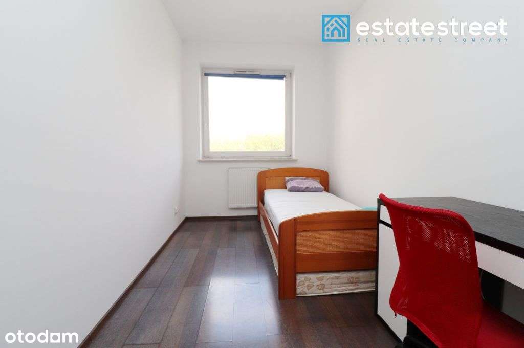 Przestronne mieszkanie w rewelacyjnej lokalizacji - Pełny obrazek: 4/16