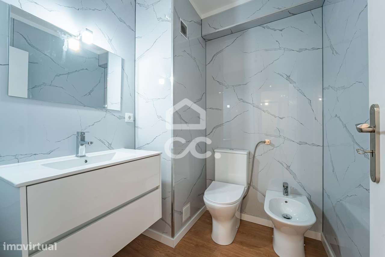 Apartamento T3 Renovado  - Parque da Prelada-18