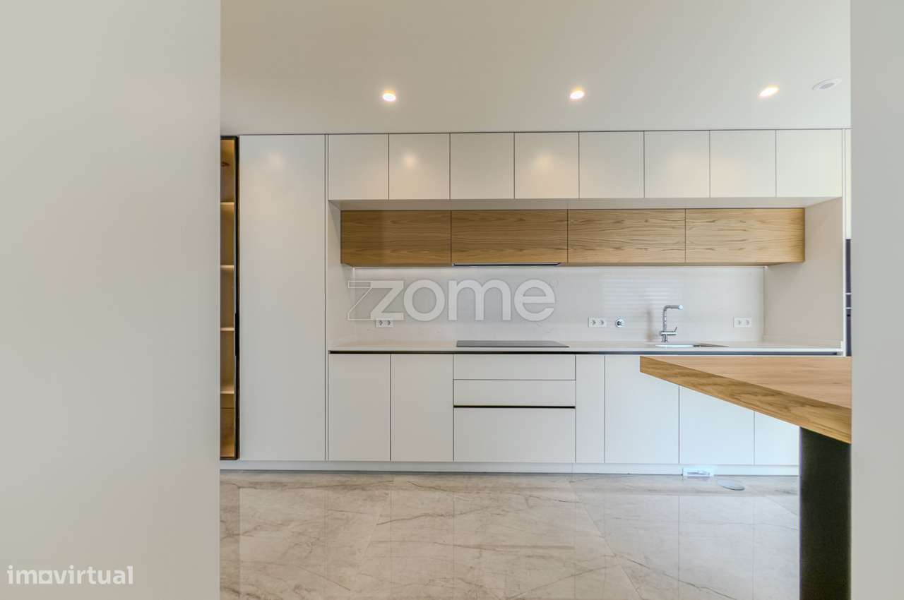 Moradia T4 com piscina aquecida na praia da Madalena - Grande imagem: 5/55