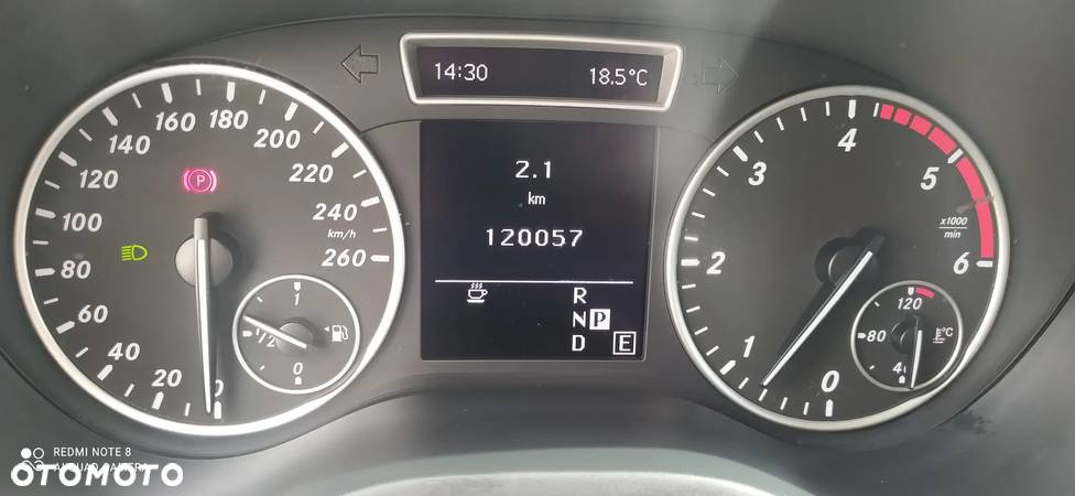 Mercedes-Benz Klasa B 180 CDI (BlueEFFICIENCY) 7G-DCT - 17