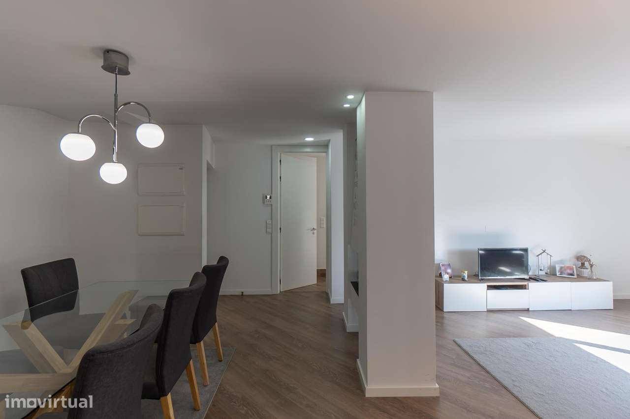 Lindíssimo T3, Edif. Camaleão, Valongo, 157 m2 de Elegância e Conforto-12