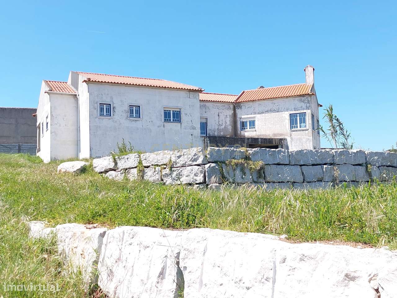 Moradia T5 isolada a 5 minutos da praia - Lourinhã - Grande imagem: 2/29