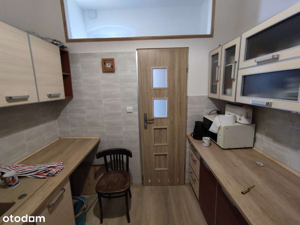 Centrum/3pokoje/balkon/ogród/piwnica/komórka/garaż - Pełny obrazek: 5/9