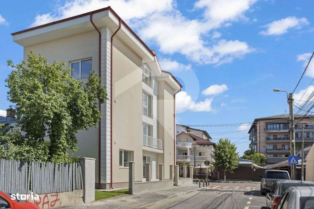 Vila sector 1 - 300mp - P+2+M - 11 camere - Chitila - Imagine principală: 2/18