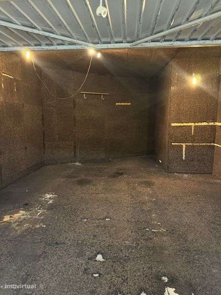 Vendo Garagem Monte Abraão - Grande imagem: 5/7