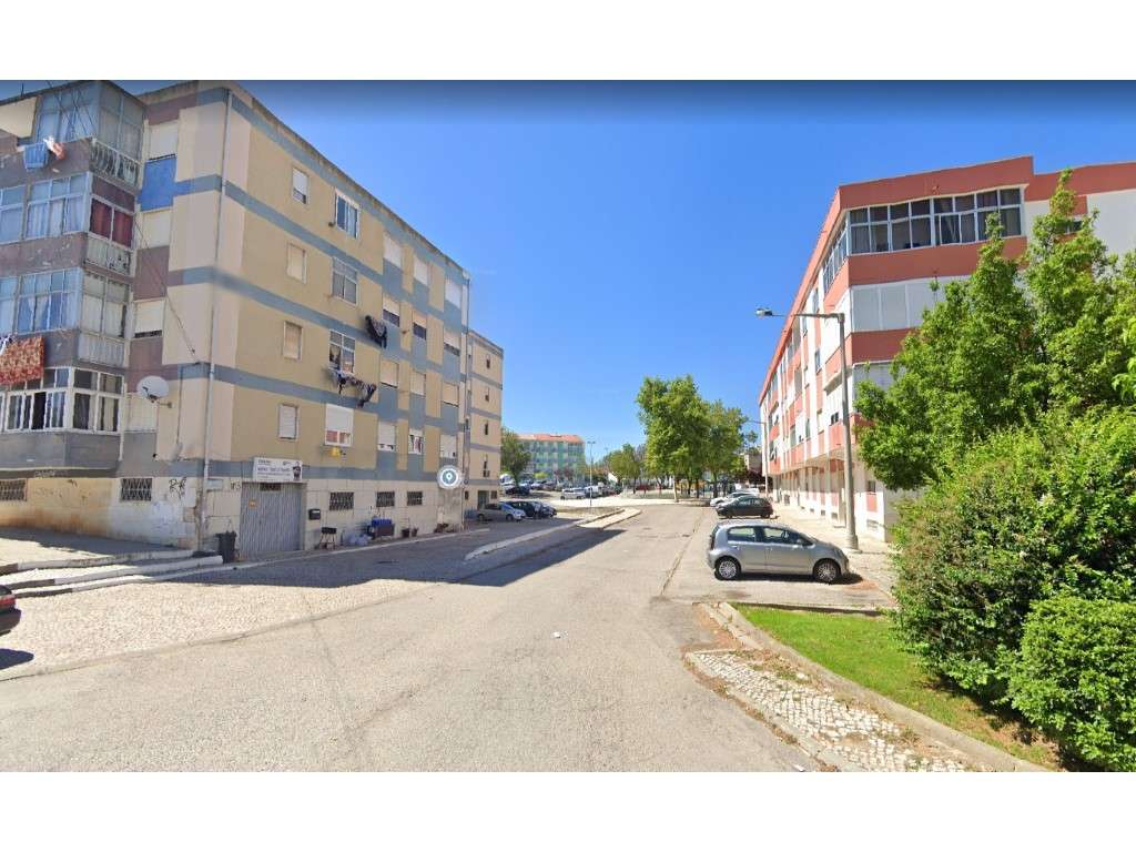 Espaço comercial em Amora - Grande imagem: 2/6