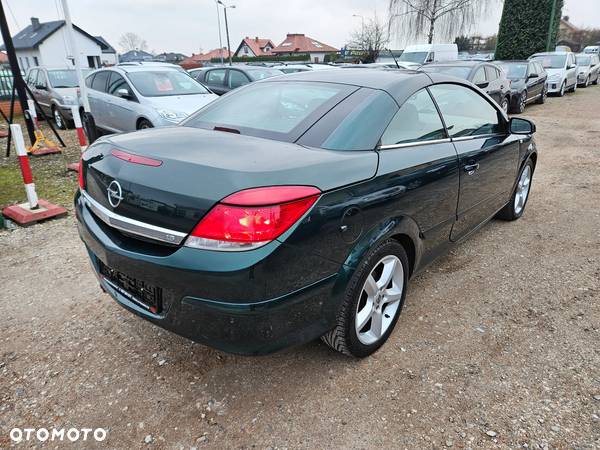 Opel Astra TwinTop 1.8 Cosmo - 16