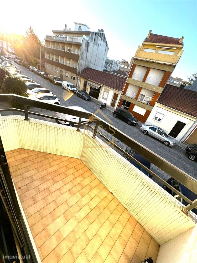 Apartamento T3 - Varandas - Garagem Box - Ramalde - Porto-14