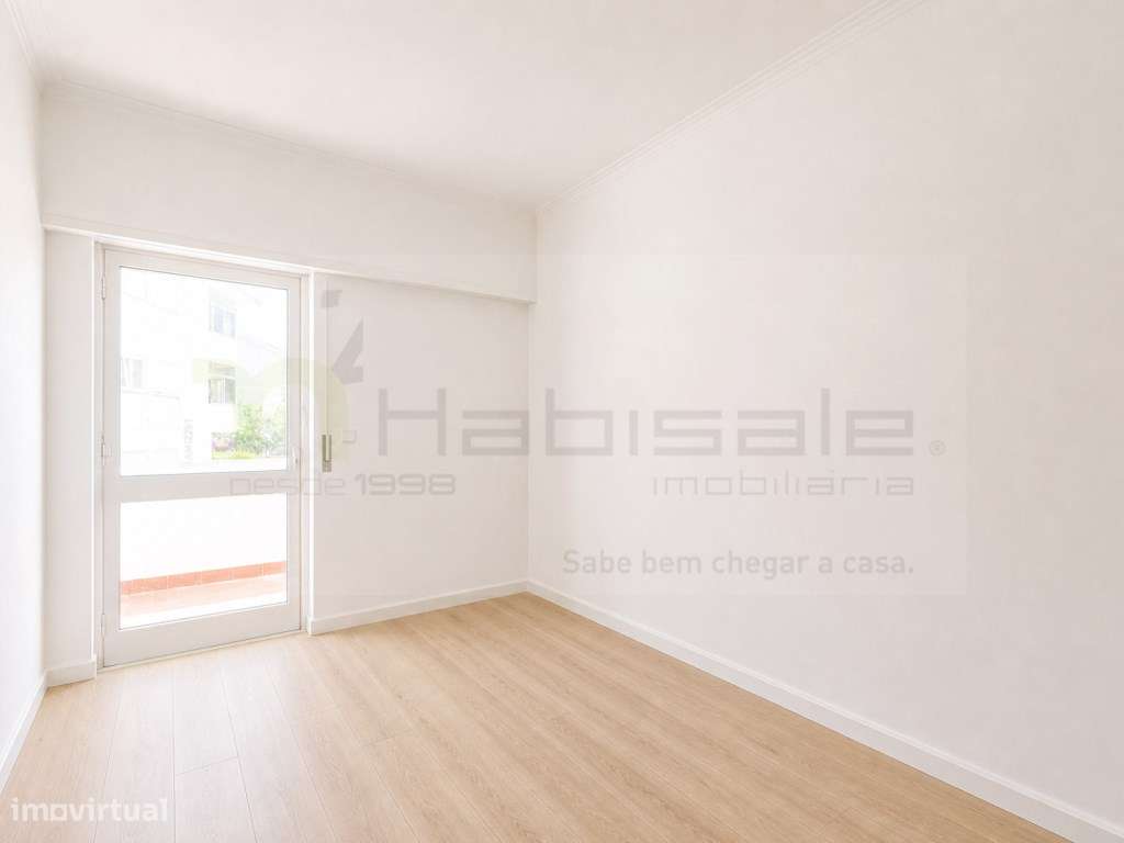 Apartamento T3 com Garagem, arrecadação e vista desafogada no Murta...-32