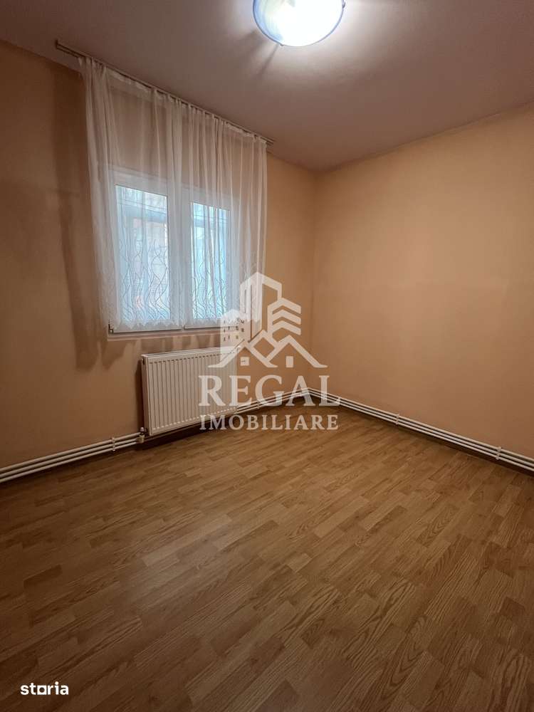 Apartament 4 camere de vânzare – Micro 5/1 | Etaj 1 | 80 mp - Imagine principală: 3/11