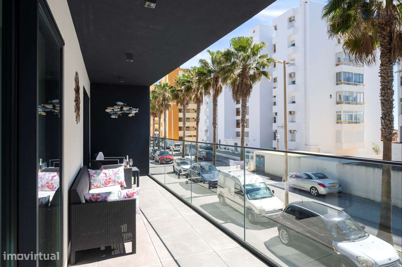 T2 Moderno com vista Mar em Quarteira-5