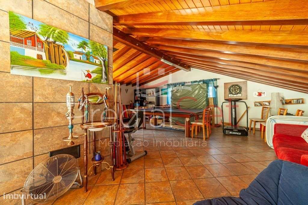 Quinta com Moradia de 6 assoalhadas com piscina - Loures-Lisboa-17