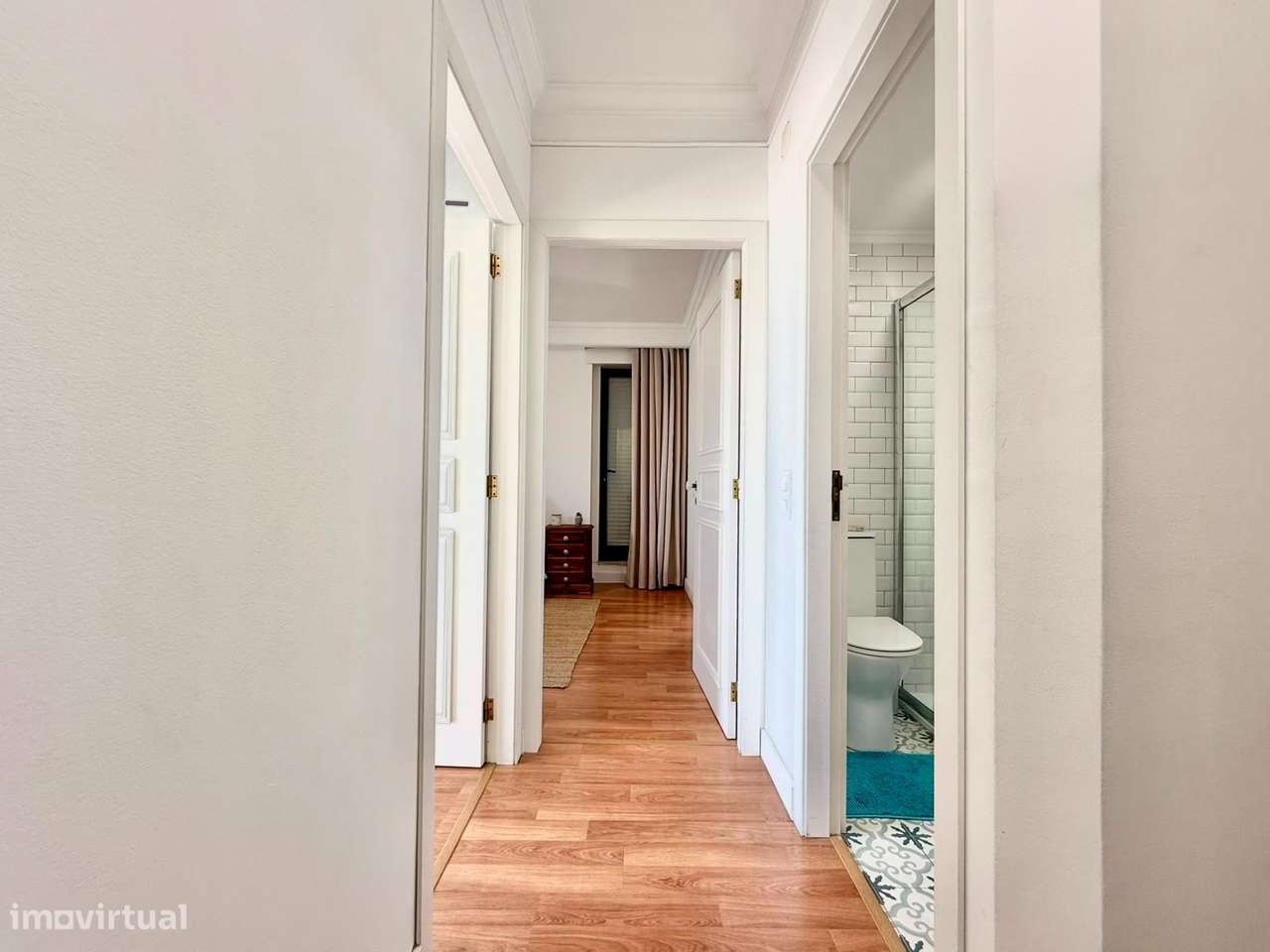 Apartamento T2 MOBILADO, no último piso, em Soares dos Reis!-19