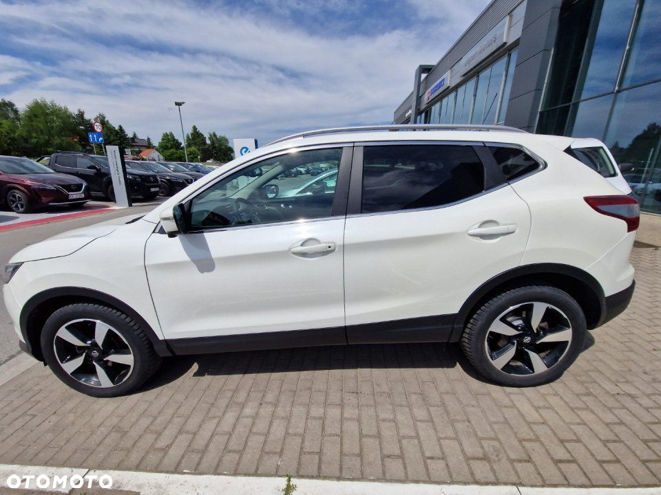 Nissan Qashqai - 2