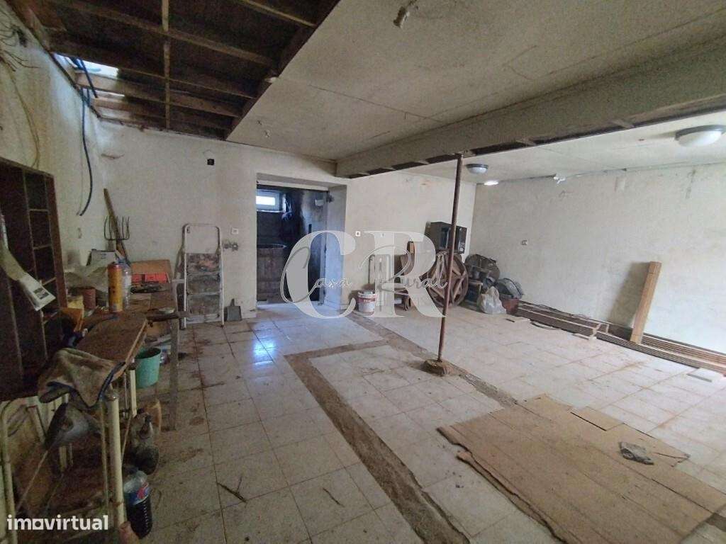 Moradia para restaurar-10