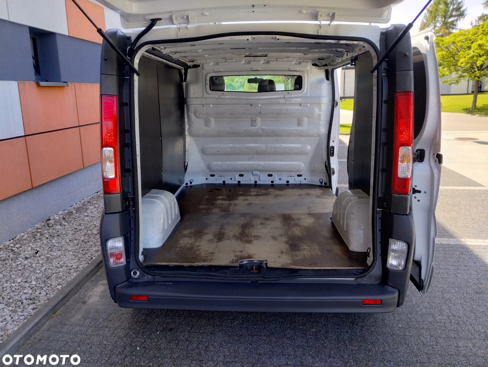 Opel VIVARO PO LIFT 2.0 CDTI (90KM) 6-BIEGÓW (L1H1) STAN IDEALNY 100% BEZWYPADKOWY NIE MA RDZY ! ! ! - 21