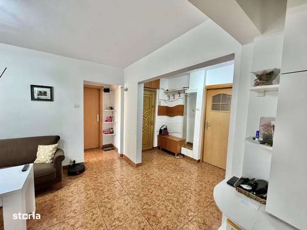 Apartament 4 cam decomandat Soveja-4