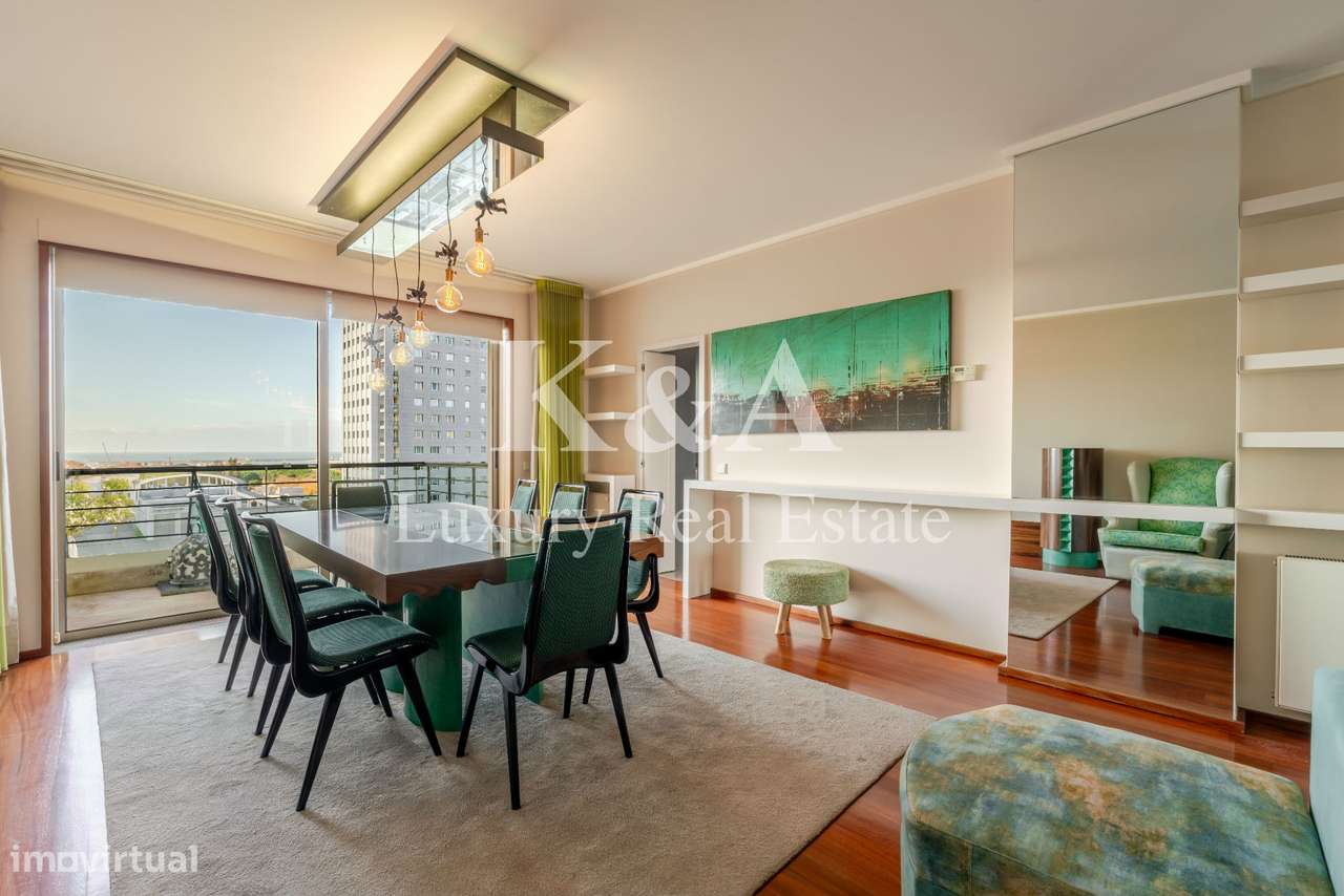 Apartamento T3, com vistas mar, na Foz. - Grande imagem: 1/11