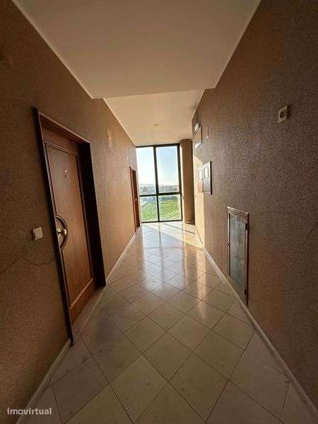 Escritório na Trofa com possiblidade de Converter em Habitação - Grande imagem: 4/10