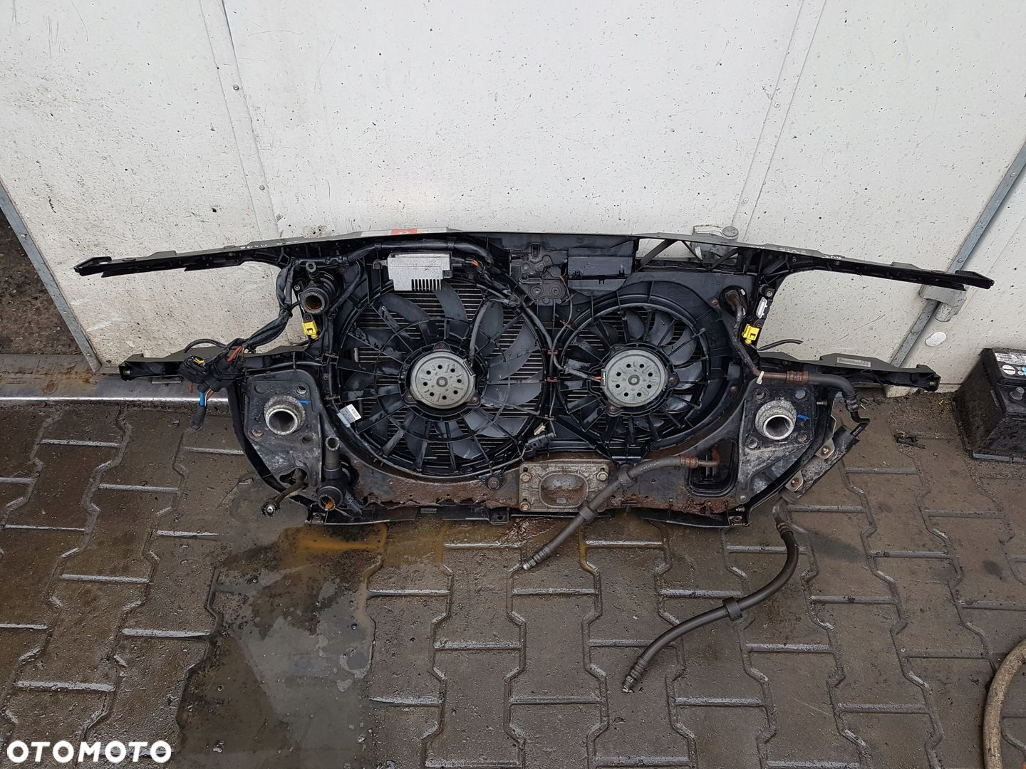 AUDI A4 B6 00-04r 2.0 B ALT PAS PRZEDNI CHŁODNICE AUTOMAT - 3