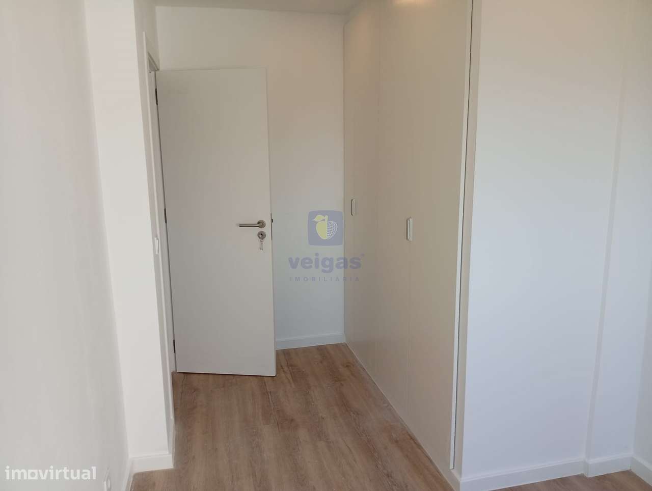 Apartamento T2 em Santa Iria de Azóia-11