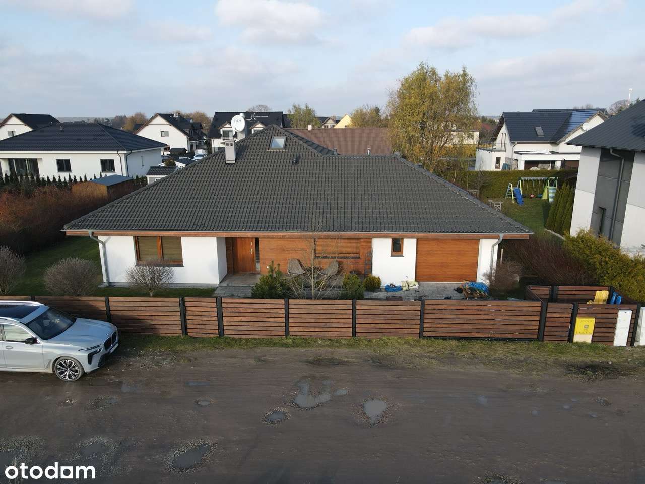 Bardzo ładny dom parterowy w Dopiewcu do wynajęcia - Pełny obrazek: 4/20