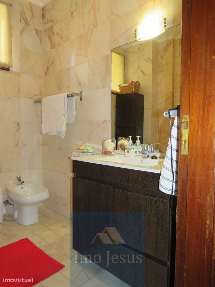 Moradia T5+2 Centro de Gaia-10