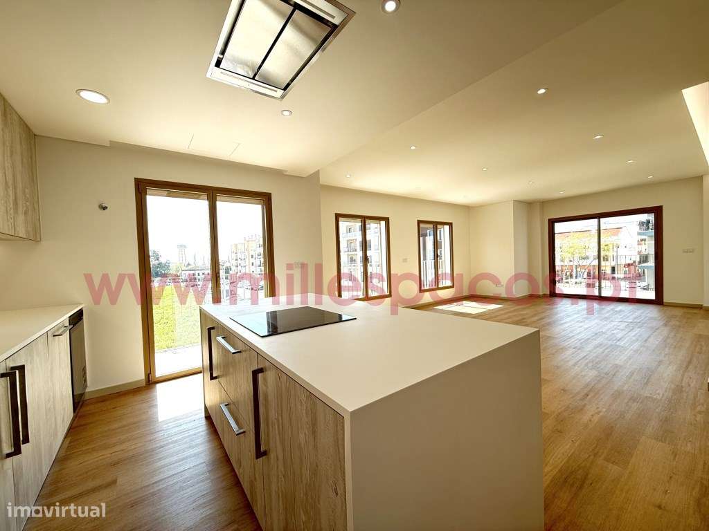 Duplex T2+1 Novo 2 suites/4casas de banho-5