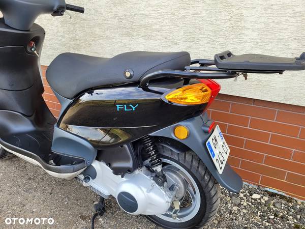 Piaggio FLY - 9