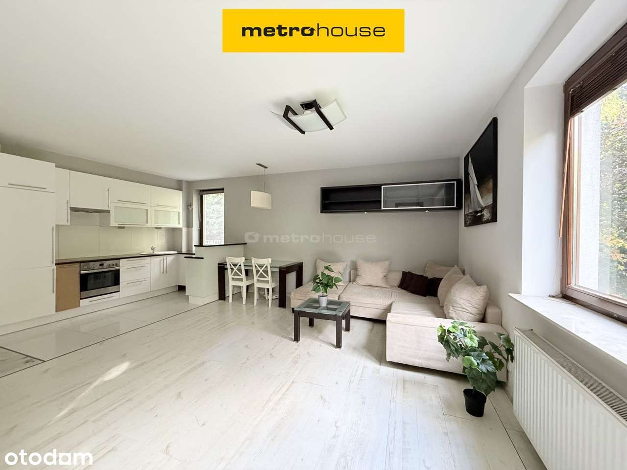 Parter 55m2 2 pok. z balkonem, 2 miejsca postojowe-0