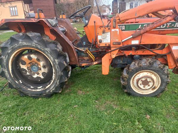 Kubota l2202   4X4 tur - 5