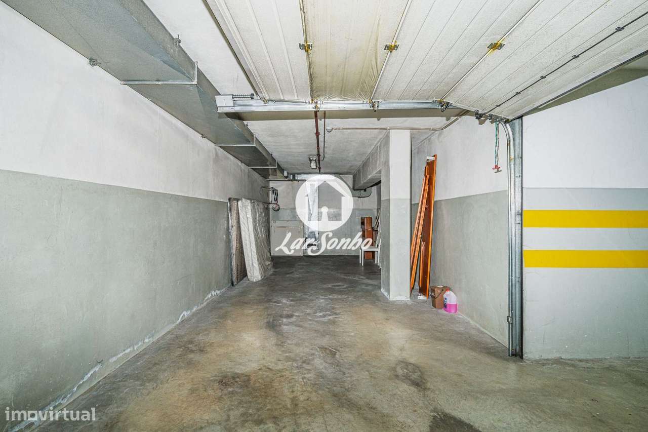 T3 Bastante espaçoso no centro da Maia-28