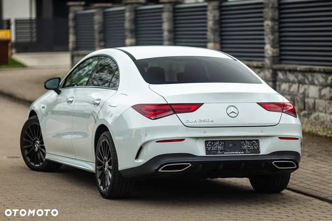 Mercedes-Benz CLA - 11