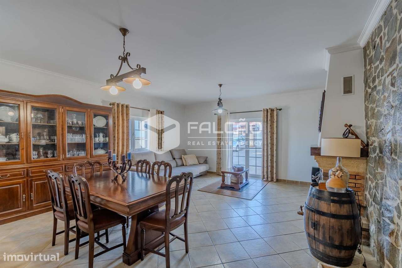 Moradia Isolada T3+1 Venda em Achete, Azoia de Baixo e Póvoa de Santar-17