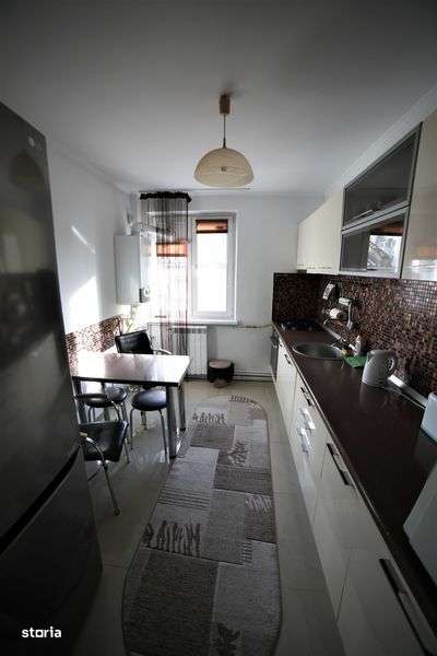 Apartament 3 camere ultracentral(vis-a-vis hotel Delta) - Imagine principală: 4/8