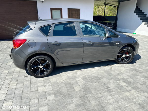 Opel Astra IV 1.4 T Enjoy - 9