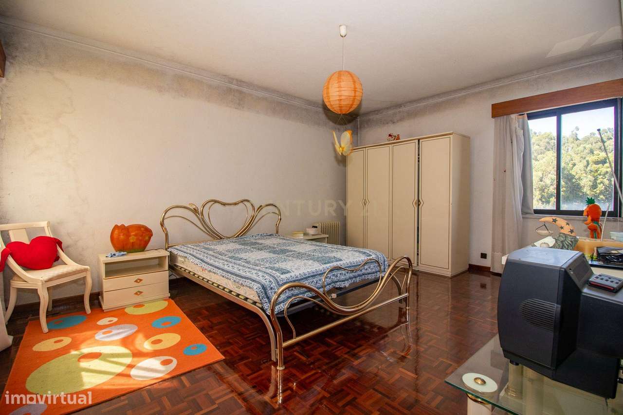 Magnífica Moradia de 13 assoalhadas à Venda no Linhó / Sintra-43