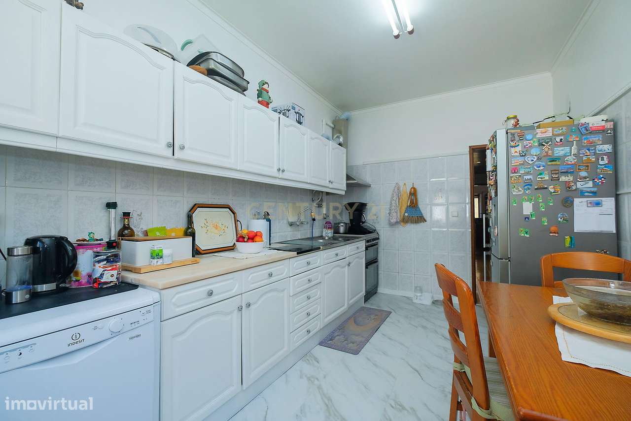 Apartamento T3 em Amora, Seixal - Vista para o Rio-19