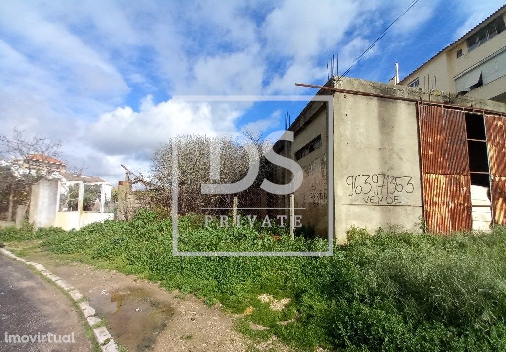 Lote de terreno urbano no Bairro da Bela Vista em S. João da Talha -Lo