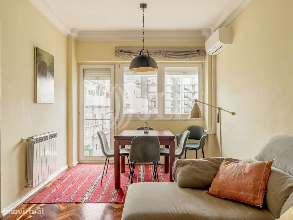 Apartamento T2, com varanda equipado em Lisboa - Grande imagem: 5/19