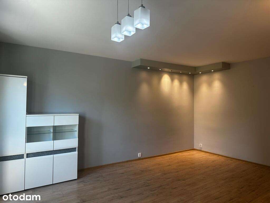 Mieszkanie 3 pokoje 60 m2  , Balkon ,|I piętro-3
