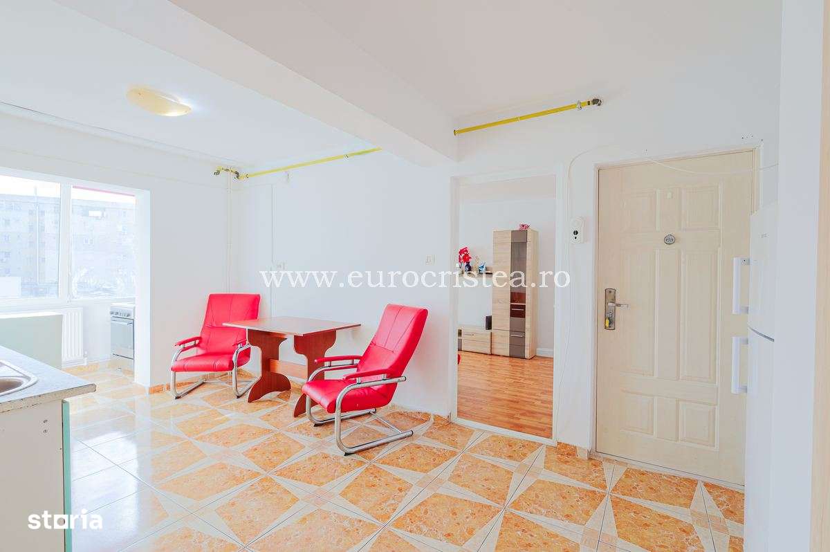 Apartament de vânzare în Mangalia,Strada Rozelor la doar 350m de Plajă - Imagine principală: 3/6