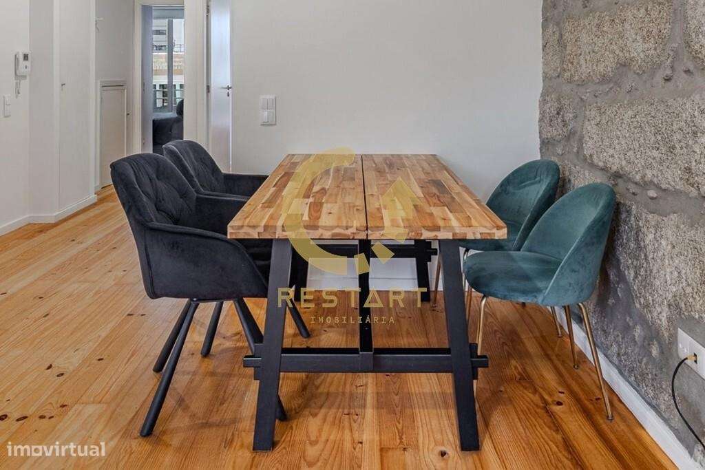 T2  Renovado para venda no Centro do Porto-8