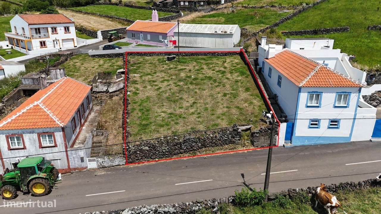 Terreno urbanizável nas Doze Ribeiras – Um Refúgio em Plena Natureza-7