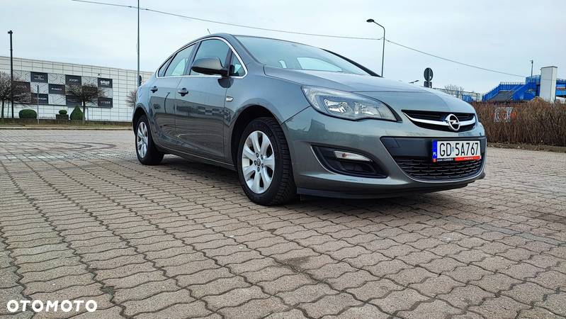 Opel Astra IV 1.4 T Enjoy EU6 - 19
