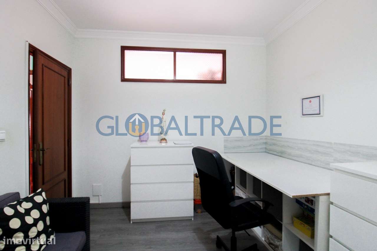 Apartamento T2+1 ao centro de Gondomar-32