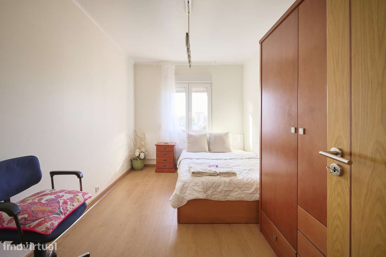 Espaçoso Apartamento T3 na Encarnação, Lisboa - Grande imagem: 5/52