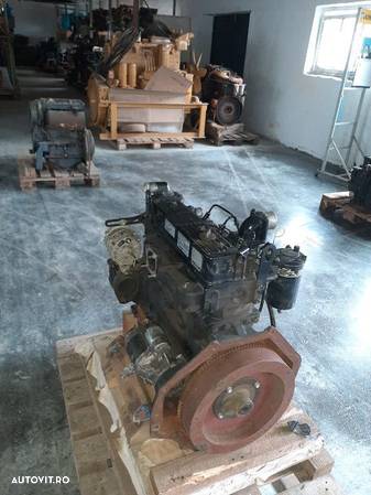 Motor Yanmar 8YDXL3.32R4N , model 3VNQA - 2