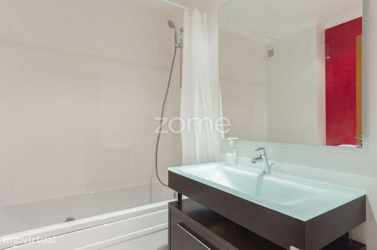 Apartamento T3 Paço de Arcos, varanda, vista mar e garagem-20