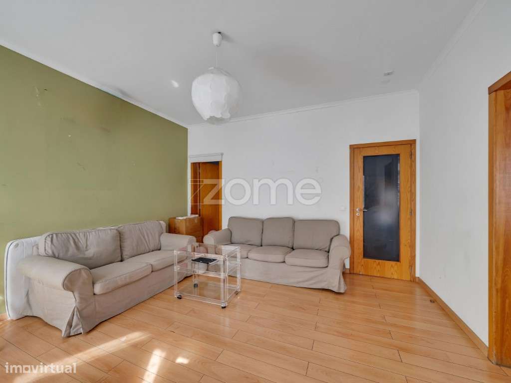 Apartamento T4 Intendente-17